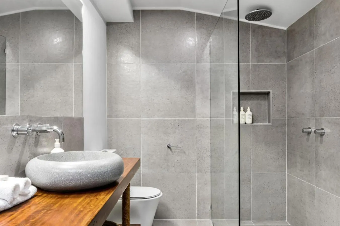 Cape Byron Suite 6 Byron Bay Holiday home